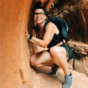 Meet your Posher, Samantha